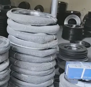 Hoe selecteert u betrouwbare leveranciers van rubberen versnipperbladen voor recyclingfabrieken in Indonesië, Maleisië en Thailand?